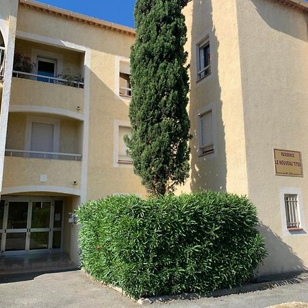 Beau T2 Avec Jardin Frejus Plage Exterior foto